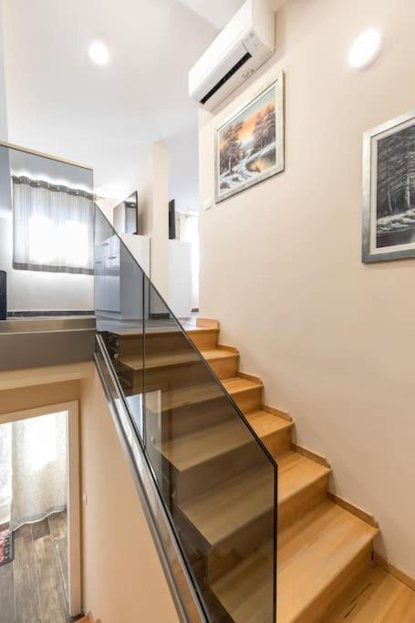 Elegant Residence Rooms & Apartments سبليت المظهر الخارجي الصورة