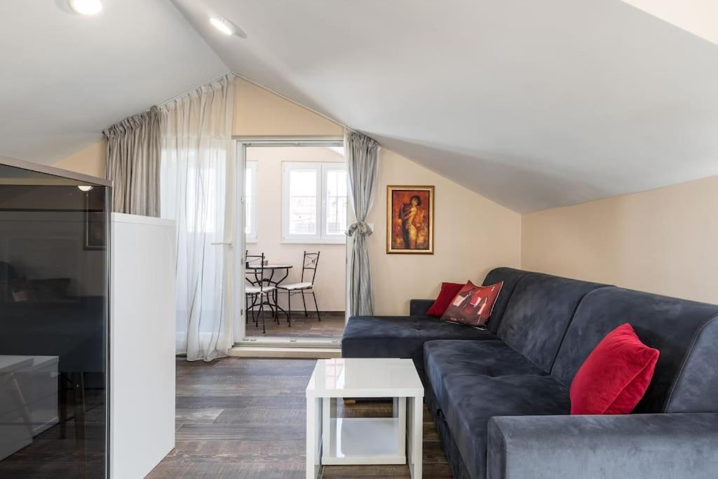 Elegant Residence Rooms & Apartments سبليت المظهر الخارجي الصورة