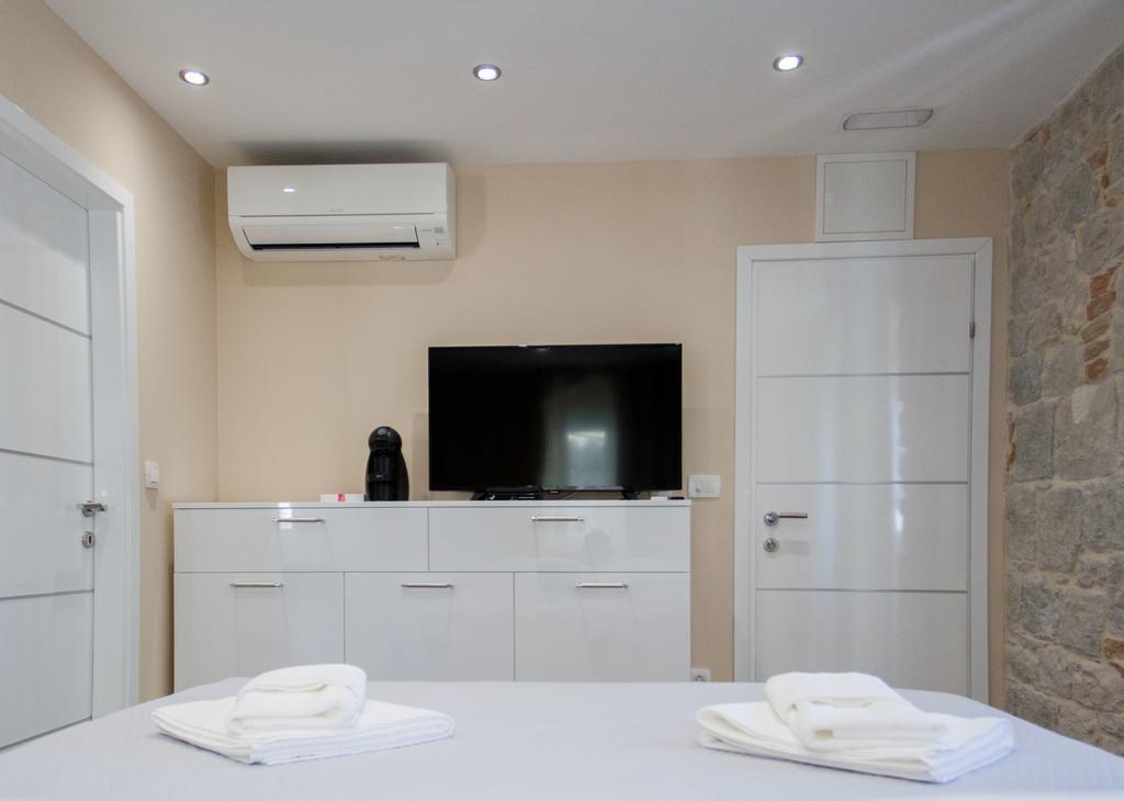 Elegant Residence Rooms & Apartments سبليت المظهر الخارجي الصورة